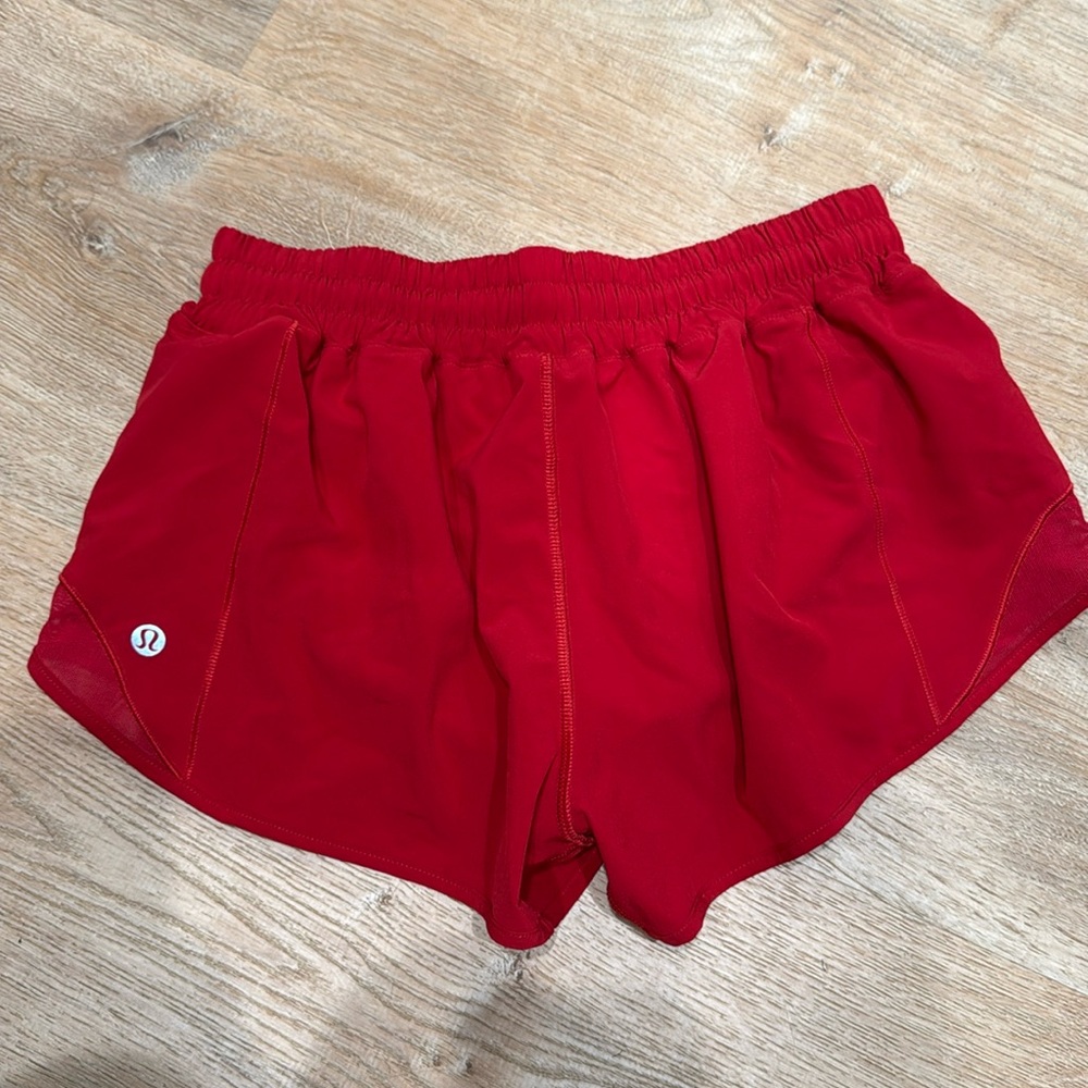 Hotty Hot Lululemon shorts size 6 Red 2.5” inseam *like new*